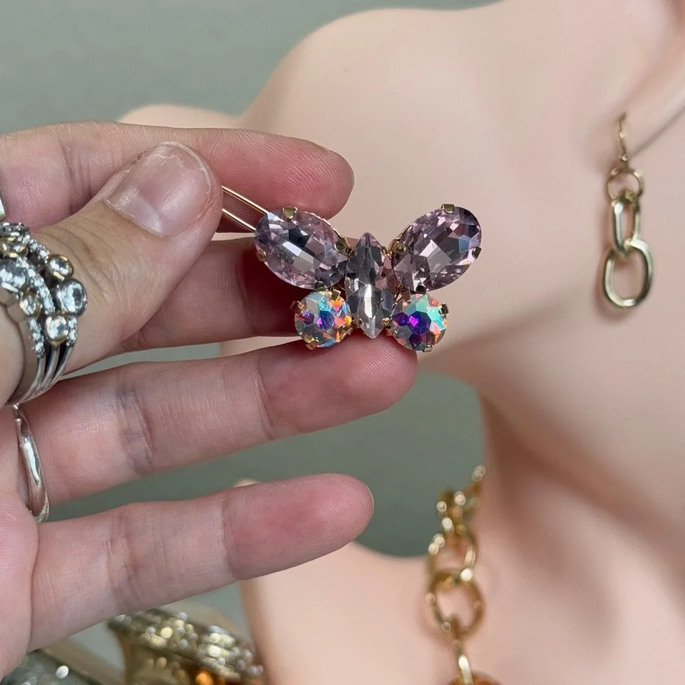 ⚜️❤️‍🔥 Cute Pink and Gold Butterfly Hair Clip 🦋 💕